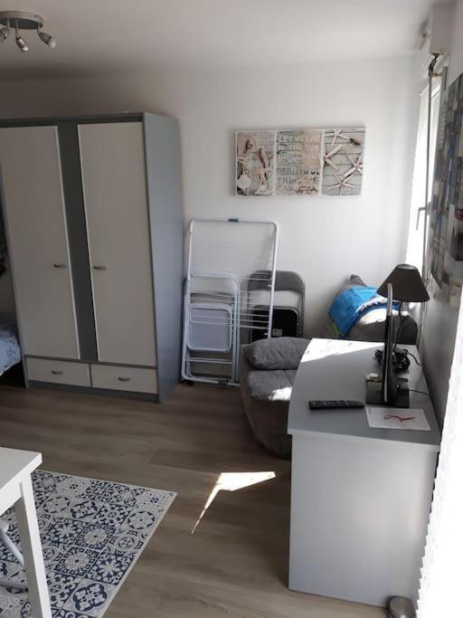 Studio Au Coeur Des Minimes A La Rochelle La Rochelle  Bagian luar foto